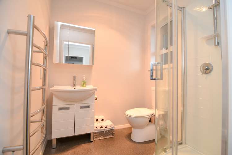 23 Armstrong Avenue Carterton_12