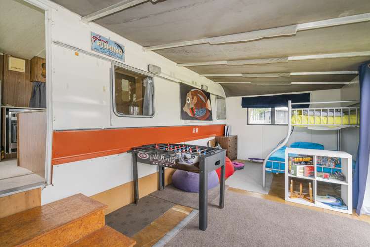 27 Motukorure Parade Cooks Beach_13