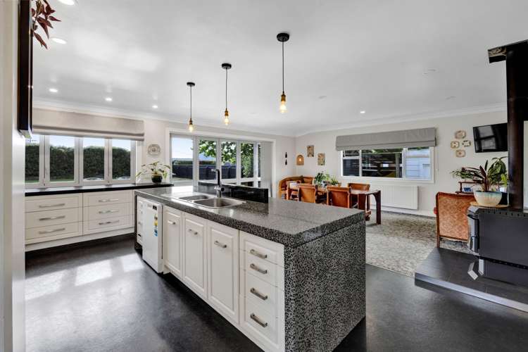 21 Victoria Street Hawera_6