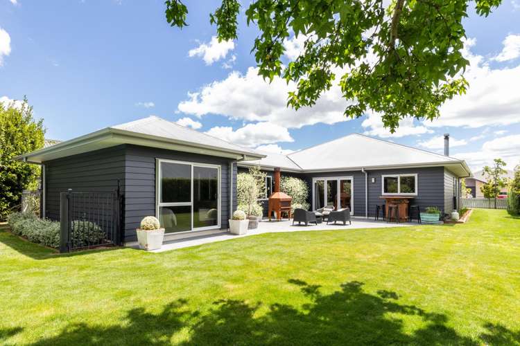 4 Donald Place Frimley_28