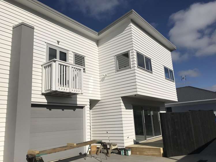 11b Holland Avenue Point England_8