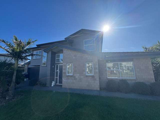 Spacious Family House + Handy Location