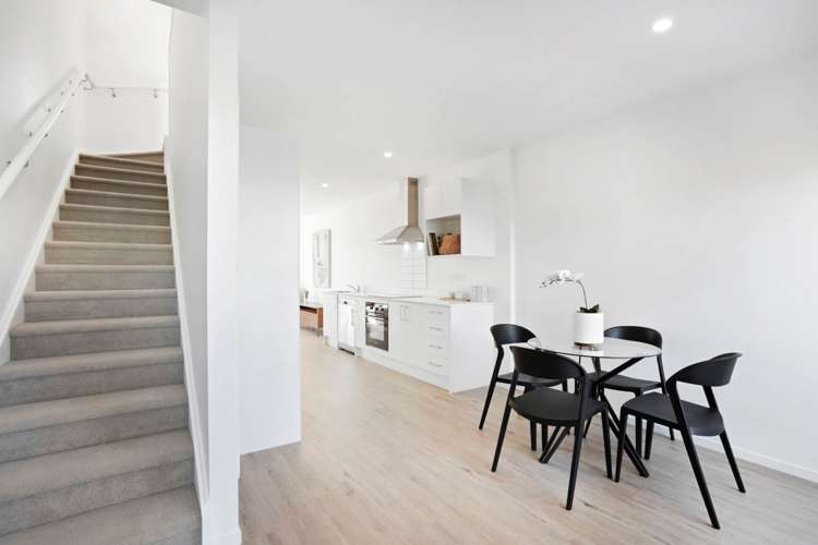 152 Mcleod Road Te Atatu South_2