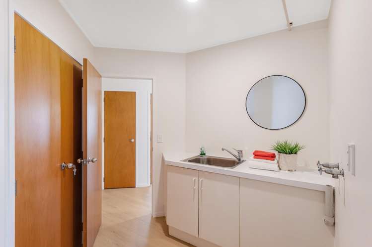 105 Oliver Road Eastern Beach_28