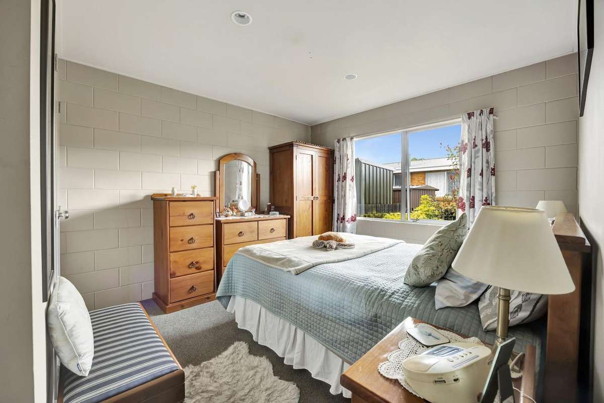 Flat 2/12 Peria Road_1