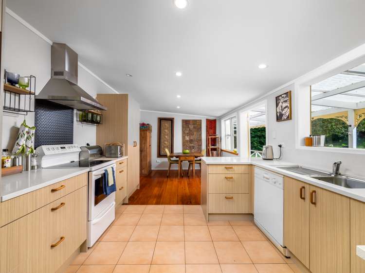 6 Tirairaka Terrace Russell Surrounds_19