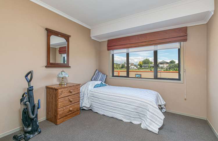 6 Vogel Place Te Aroha_10