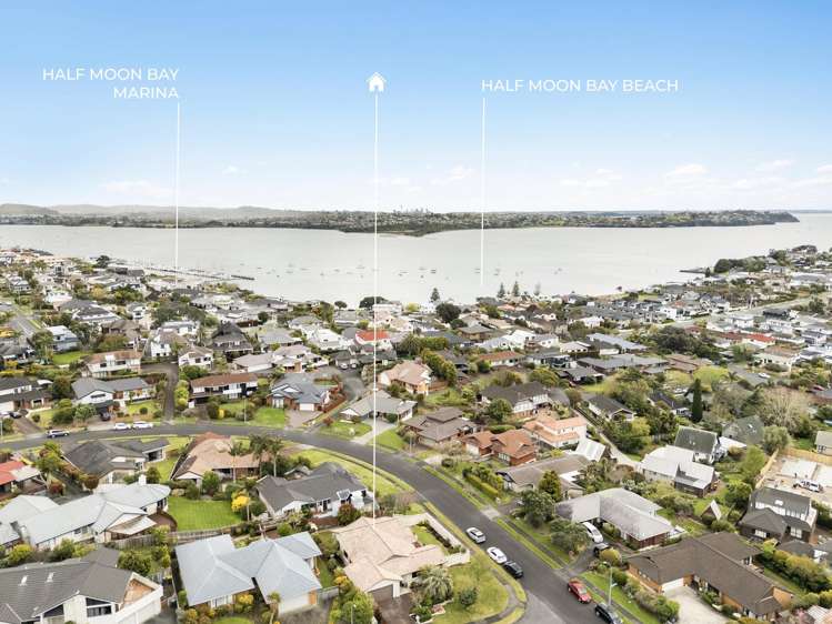 1 Dorrington Place Eastern Beach_22