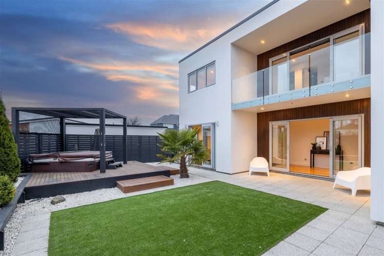 82 Burwood Road Burwood_24