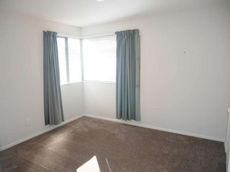 29 Roydon Drive Templeton_13