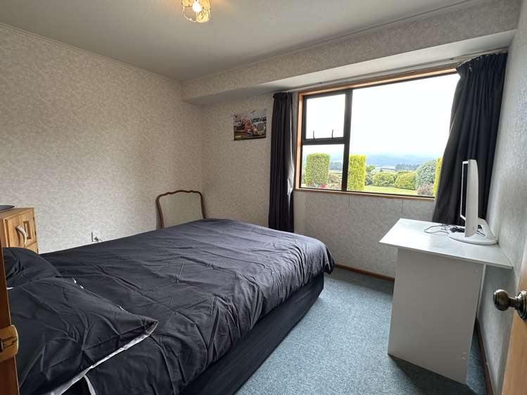 8 Humphries Road Waimumu_19