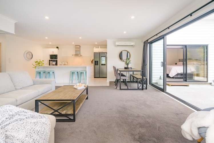 1c Hillview Place Feilding_21