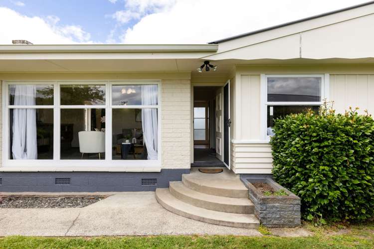 20 Jeanette Street Glenview_12