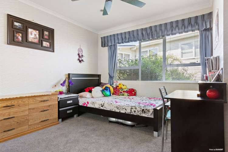 33f Kirby Street Glendene_10