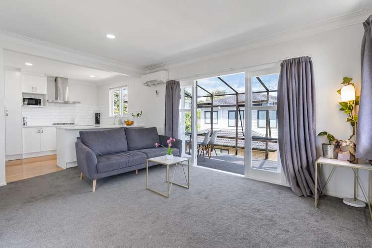 8 Gilliam Street New Lynn_5