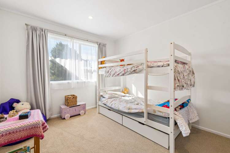 6 Chibnall Place Conifer Grove_11
