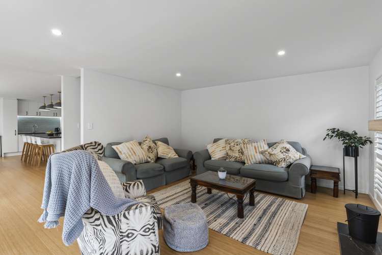 21 Beachlands Road Beachlands_15