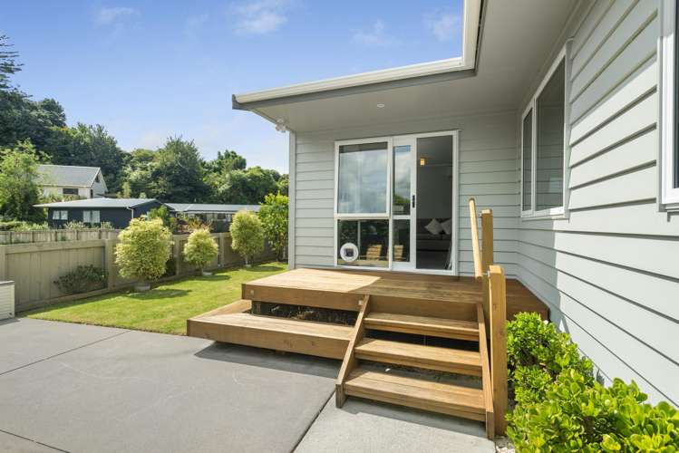 6 Hughan Craig Place_2