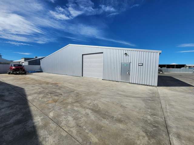 For Lease - 300sqm Industrial Warehouse