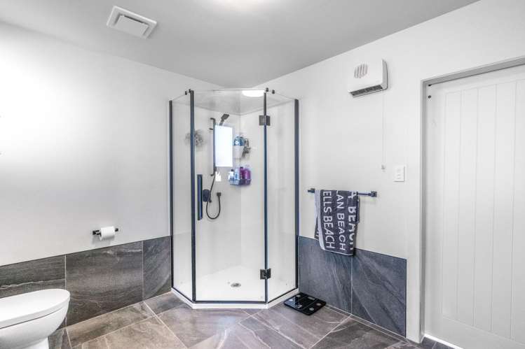 64 Kakapo Street Waikiwi_13