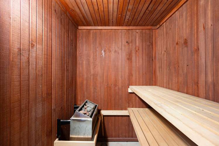 5 Indira Place Khandallah_11