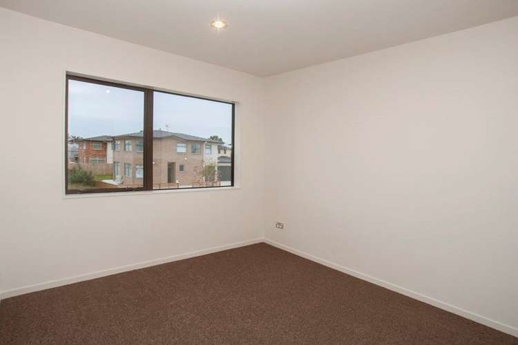 8 Pate Crescent Favona_18