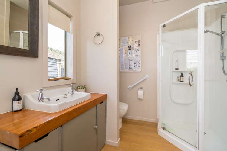 3 Roebuck Rise Broad Bay_8