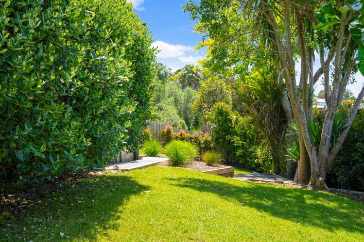 2/16 Heathglen Place Bayview_18