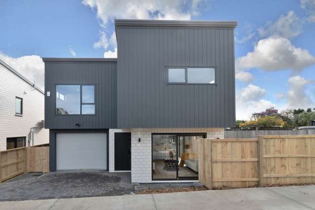 2/56 Connell Street Blockhouse Bay_2