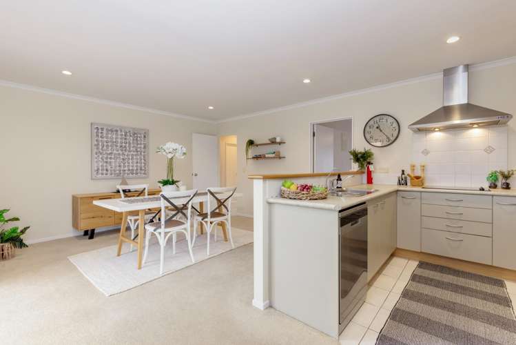 33 Richfield Crescent Westgate_6