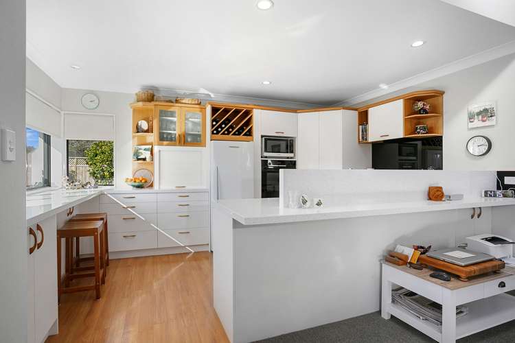 10 Fairburn Place Leamington_6