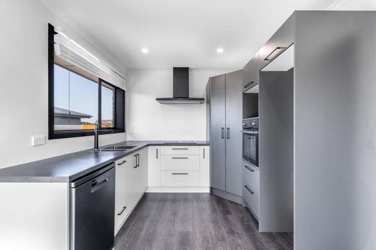 12 Mepal Place Kingswell_1