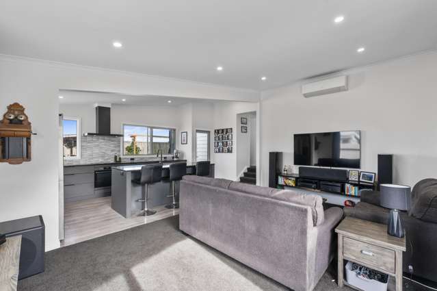 112 Clarence Cox Crescent Pirimai_3