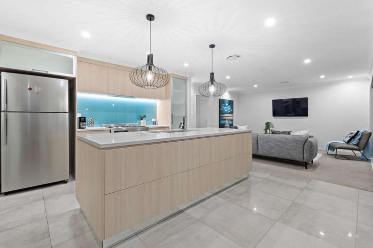 5 Munford Lane Riverhead_5