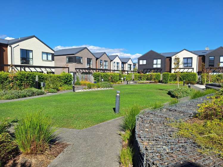 1 Verdant Lane Mount Wellington_16