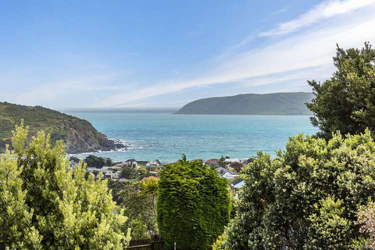 13 De Castro Place Titahi Bay_26