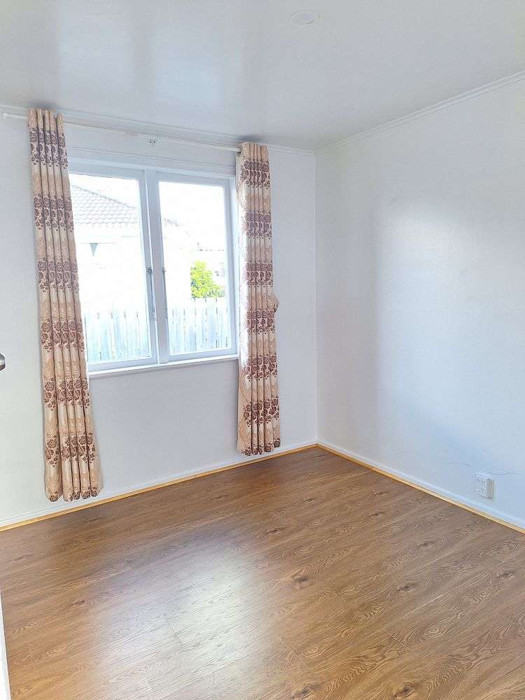 6 Daphne Street Kelston_8