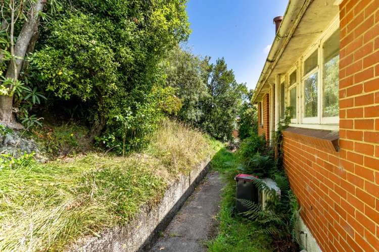 18 Panmure Avenue Calton Hill_17