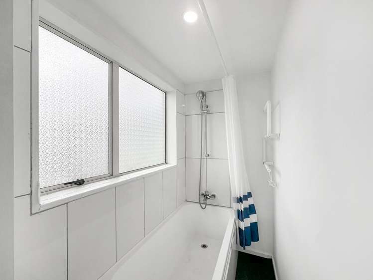 2/479 Main South Road Hornby_14