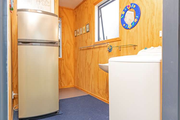 22 Pinedale Crescent Riversdale Beach_13