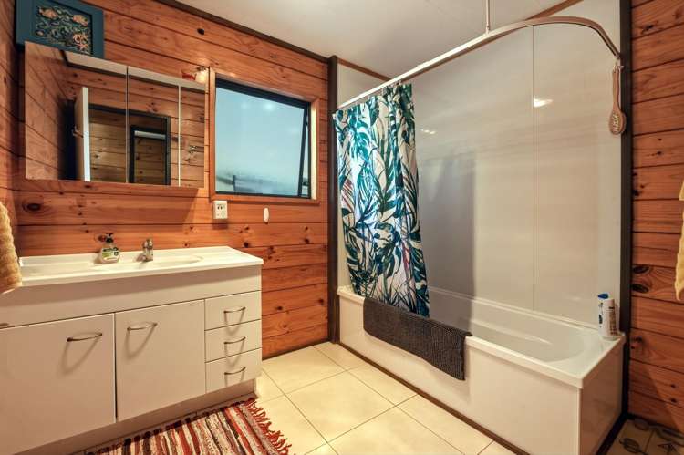 34B Basley Road Owhata_11