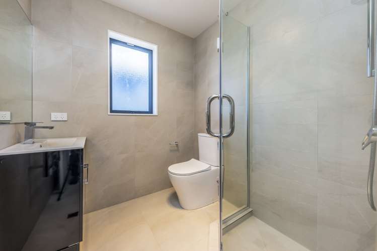 23 Crestview Rise 10938_5