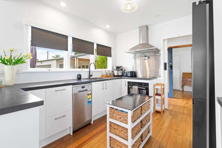 15 Denby Crescent Tikipunga_5