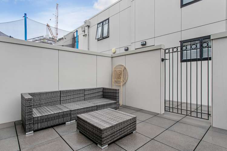 6f/8 Farnham Street Parnell_13