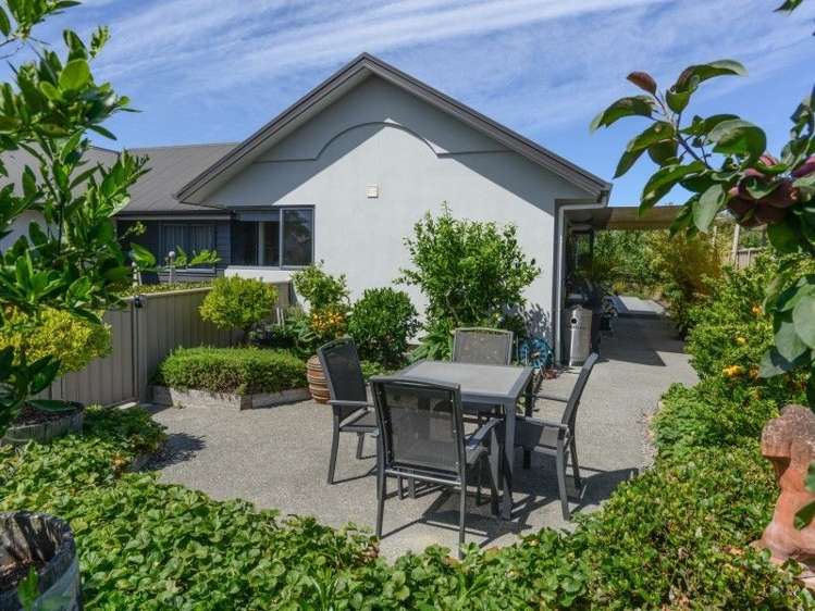 6 Aiden Lane Raureka_6