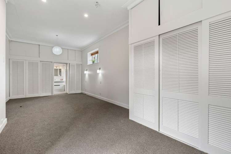 32 City Road Roslyn_13