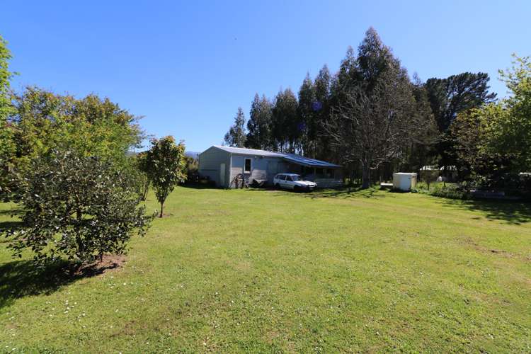 57 Connollys Line Carterton_18