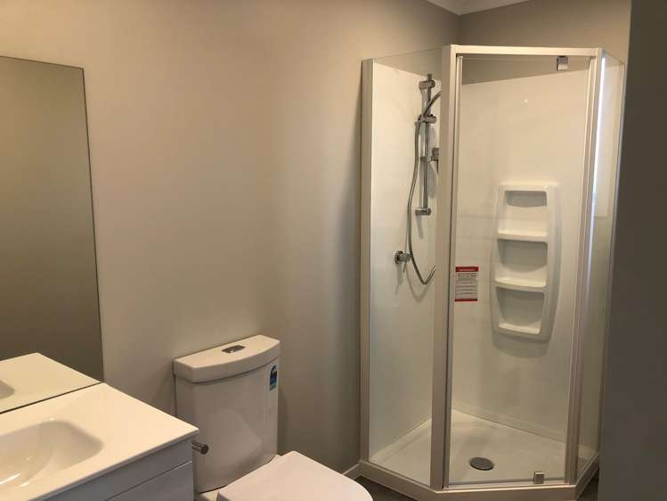 2/8 McPherson Place Fairfield_5