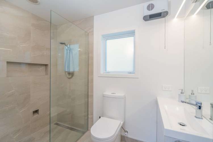 2 Huka Heights Drive Rangatira Park_11