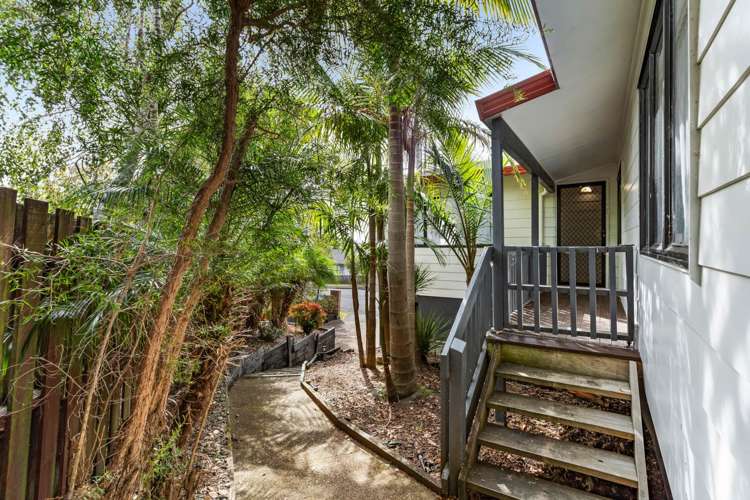 17 Madigan Place Glendene_26